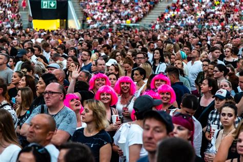 Koncert Marions w Warszawie: Magia Głosu i Niespodziewana Impreza