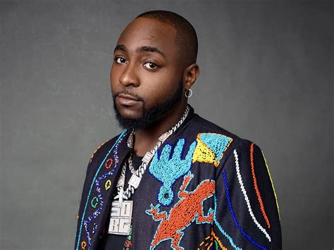 Wizyta Davido w Warszawie: Afrobeat pod Gwiazdami i Niespodziewana Spotkanie z Premierem?